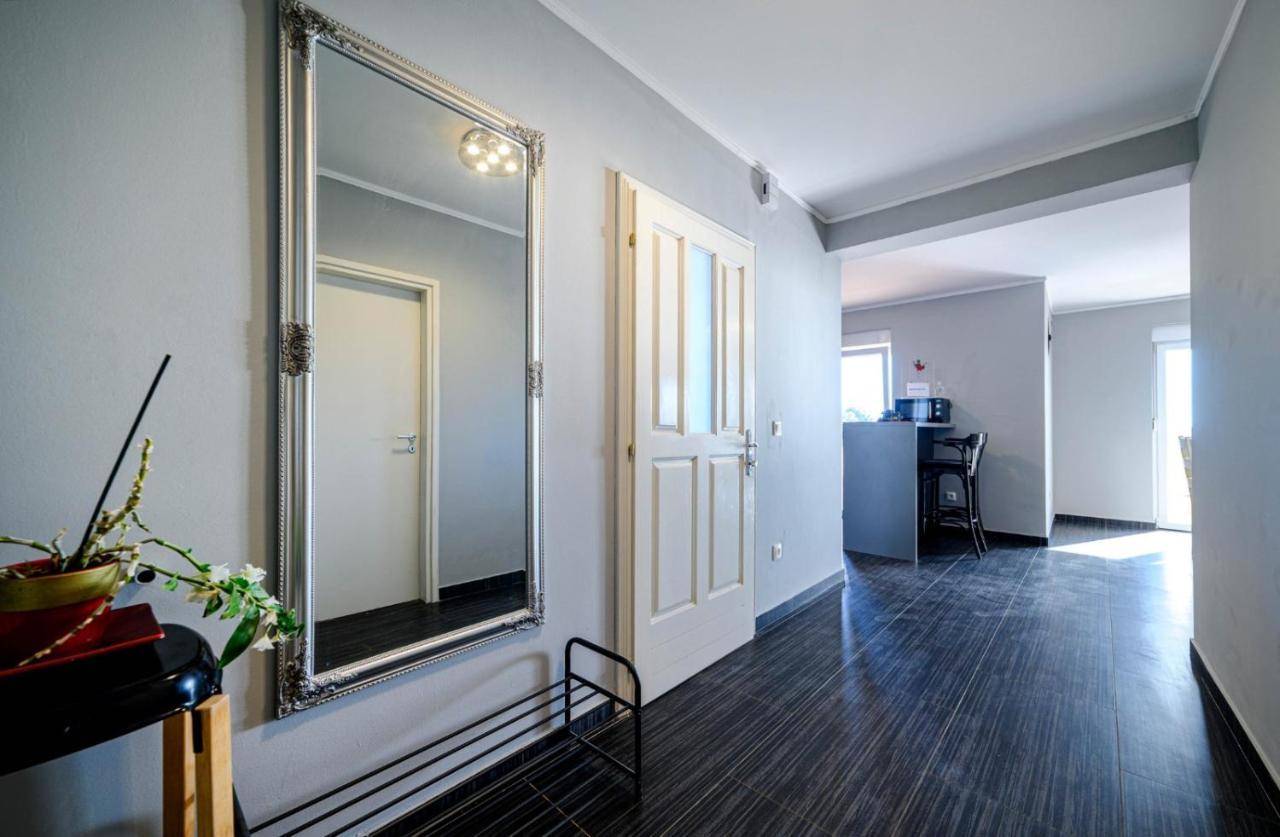 Apartments Oto Жаборич Экстерьер фото
