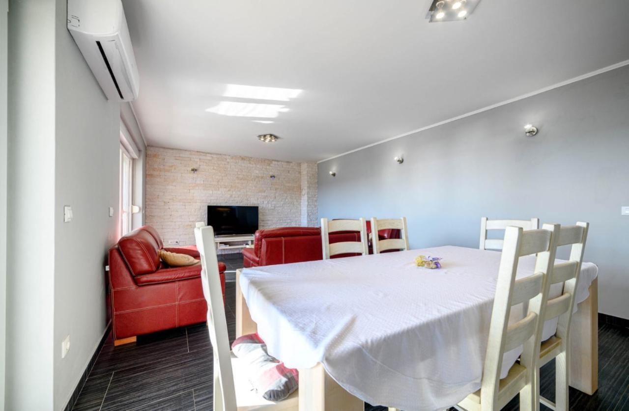 Apartments Oto Жаборич Экстерьер фото