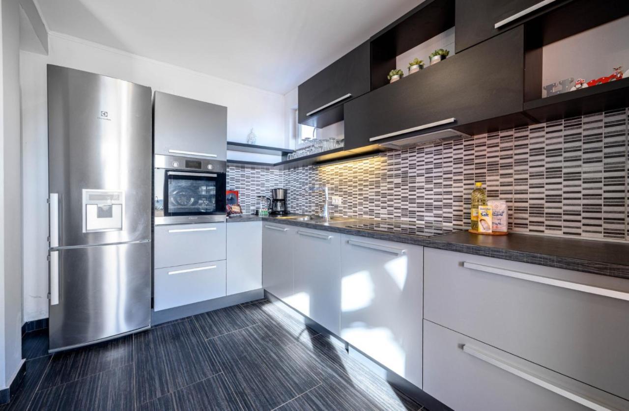 Apartments Oto Жаборич Экстерьер фото