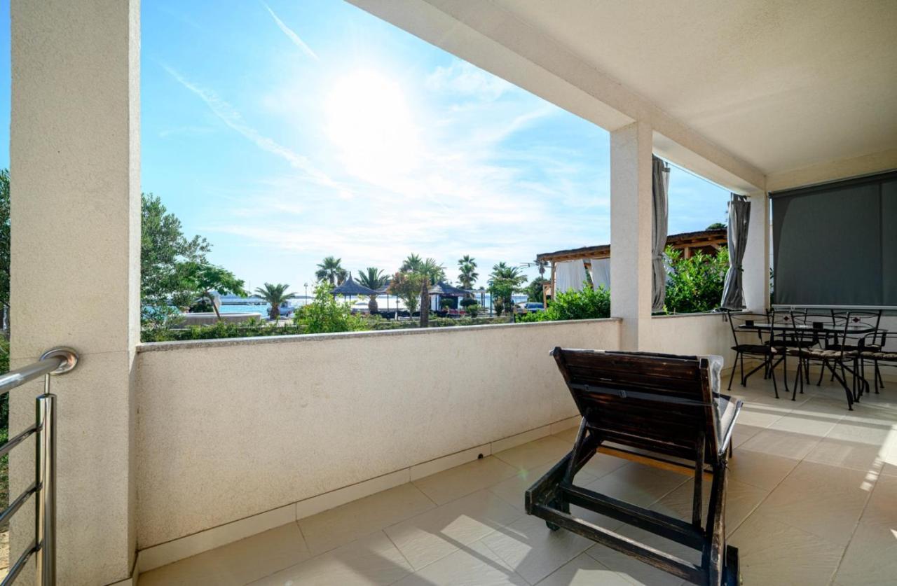 Apartments Oto Жаборич Экстерьер фото
