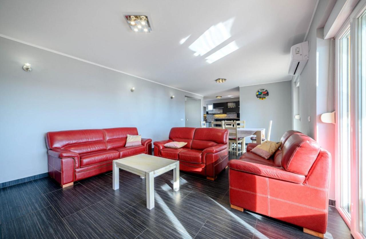 Apartments Oto Жаборич Экстерьер фото