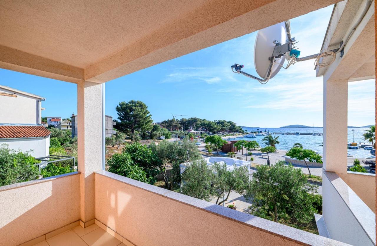 Apartments Oto Жаборич Экстерьер фото