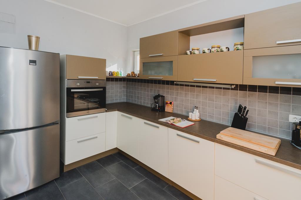 Apartments Oto Жаборич Экстерьер фото
